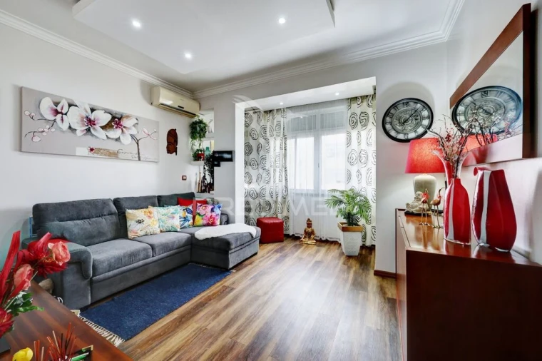 Apartamento T2 para Venda em Alfragide Foto 3
