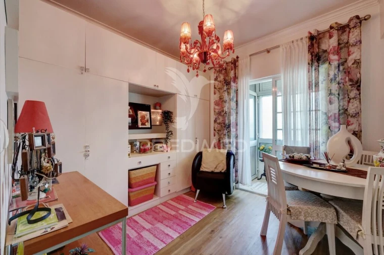 Apartamento T2 para Venda em Alfragide Foto 14