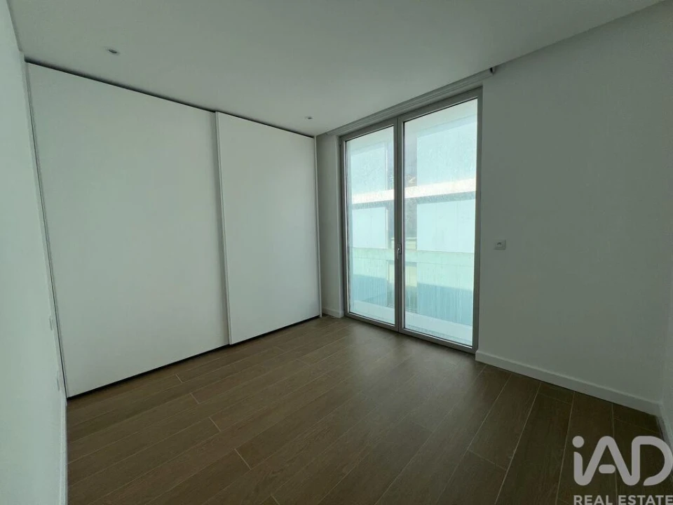 Apartamento T1 para Venda em São Martinho do Porto Foto 15
