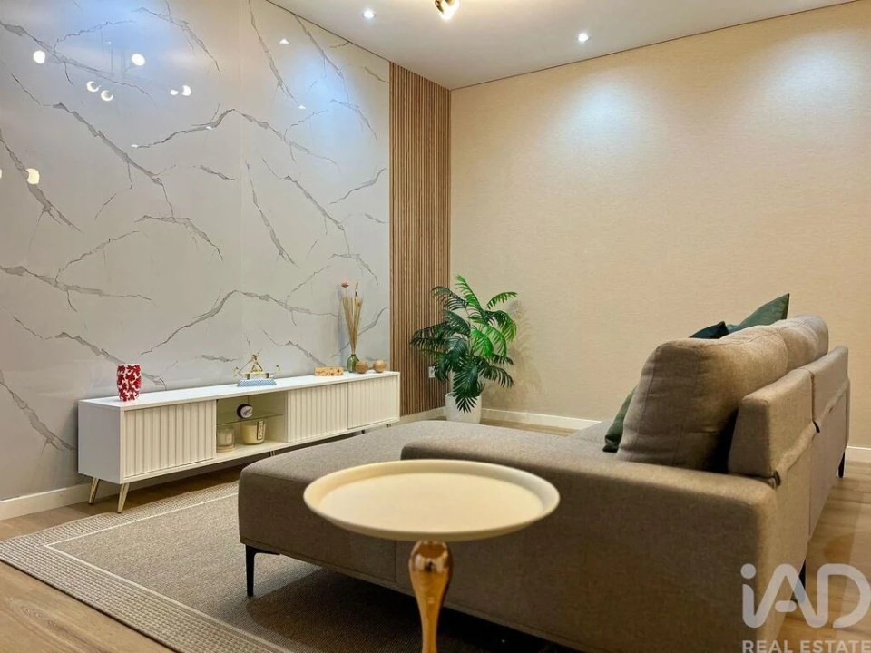 Apartamento T2 para Venda em Ramalde Foto 7