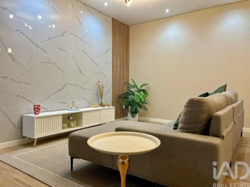 Apartamento T2 para Venda em Ramalde