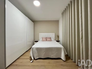 Apartamento T2 para Venda em Ramalde