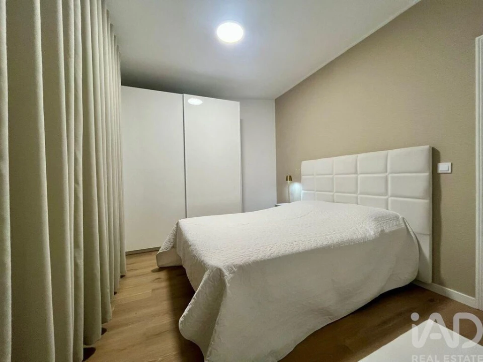 Apartamento T2 para Venda em Ramalde Foto 22