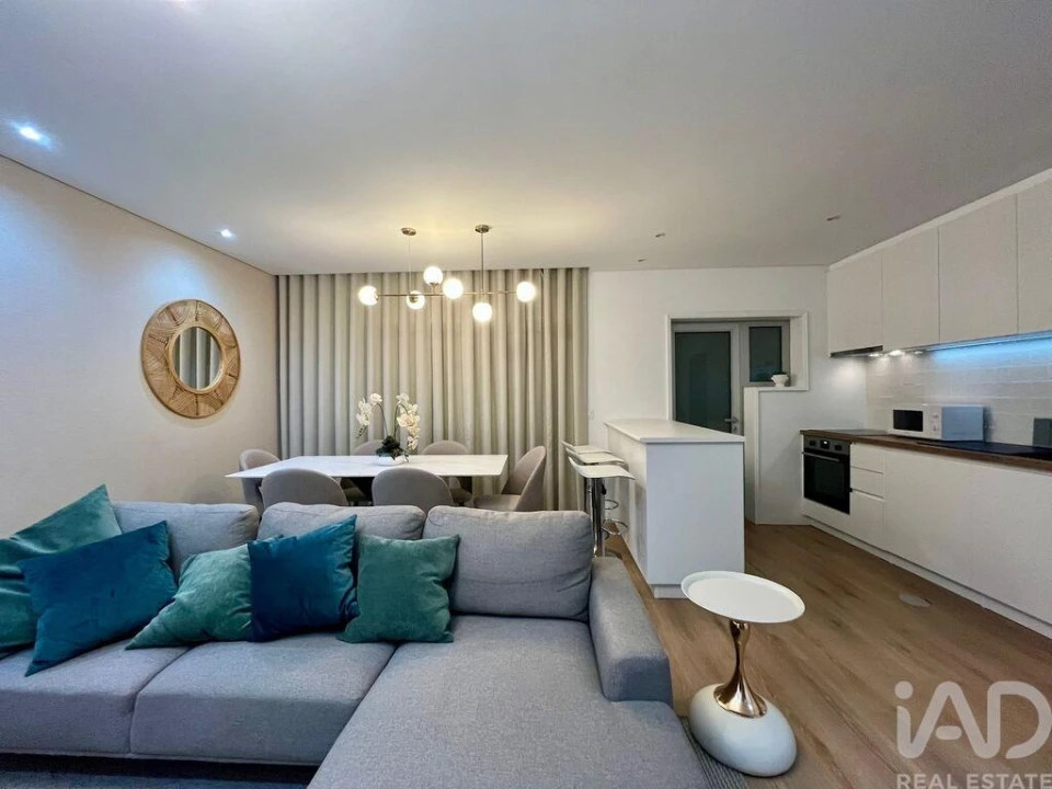 Apartamento T2 para Venda em Ramalde Foto 13