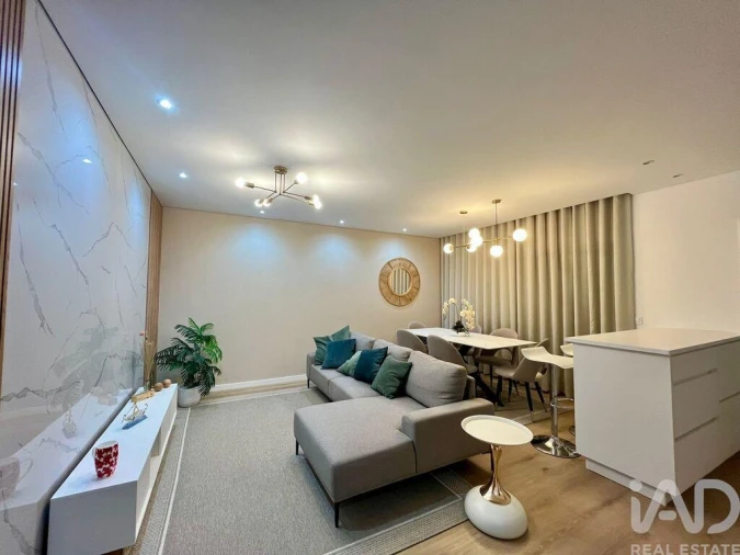 Apartamento T2 para Venda em Ramalde Foto 12