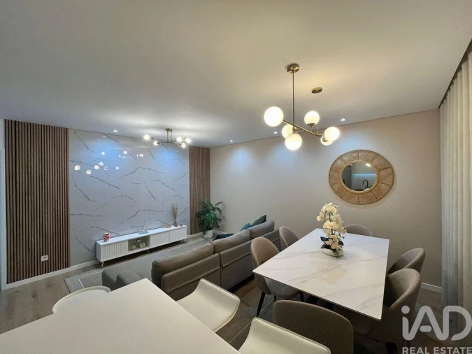 Apartamento T2 para Venda em Ramalde Foto 10