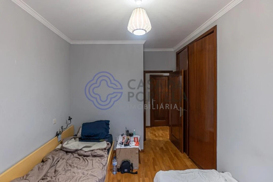 Apartamento T3 para Venda em Vilar de Andorinho Foto 19