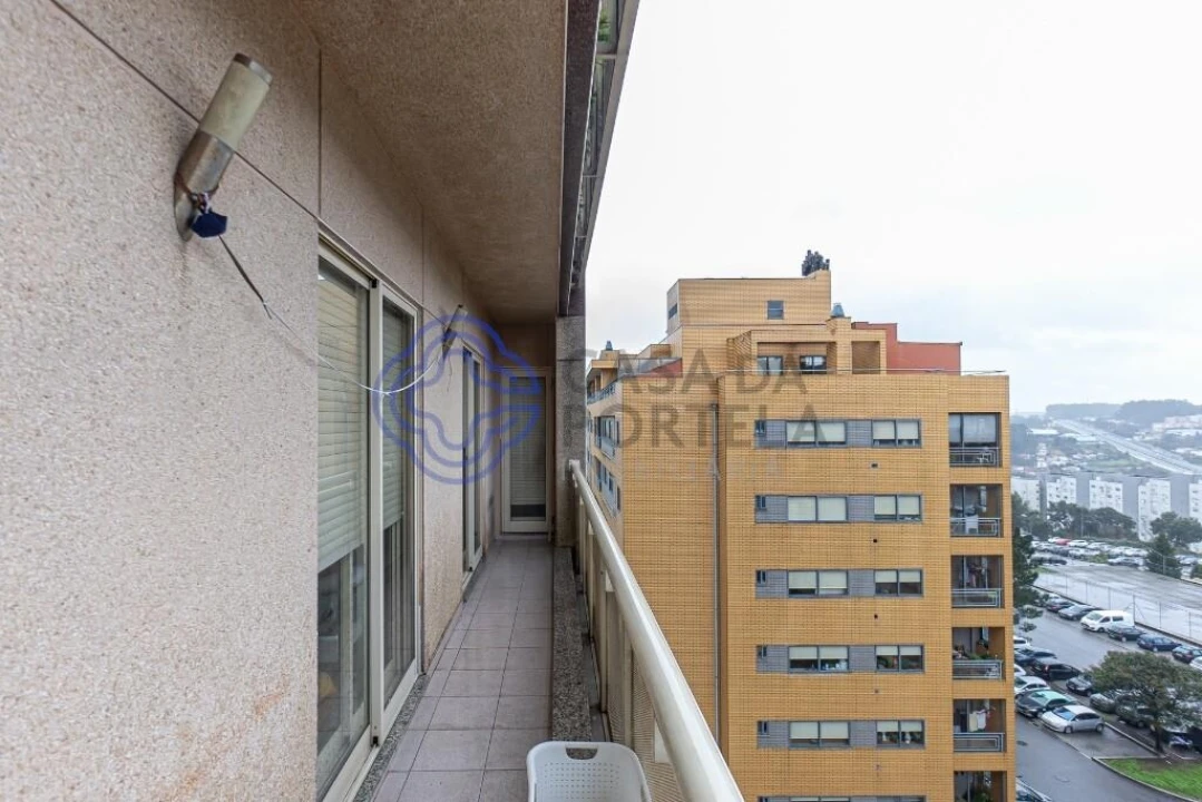 Apartamento T3 para Venda em Vilar de Andorinho Foto 24