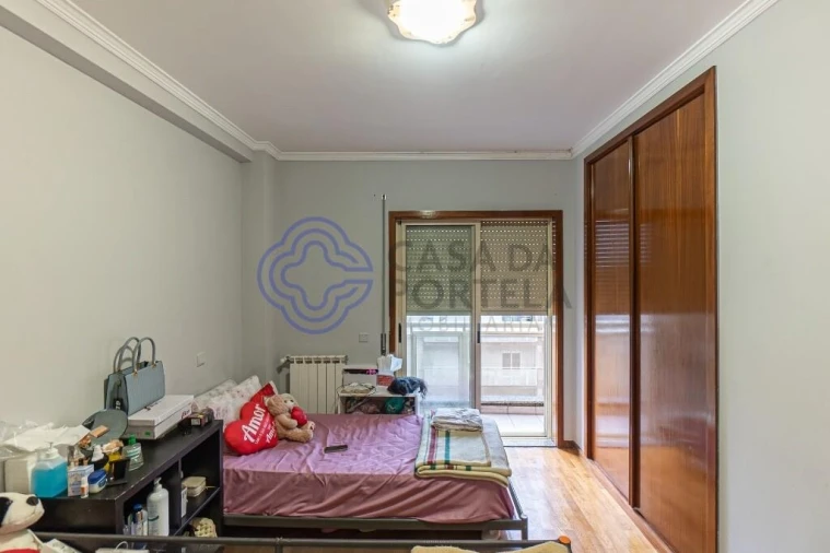 Apartamento T3 para Venda em Vilar de Andorinho Foto 18