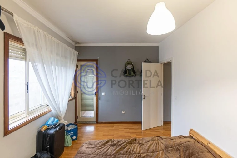 Apartamento T3 para Venda em Vilar de Andorinho Foto 13