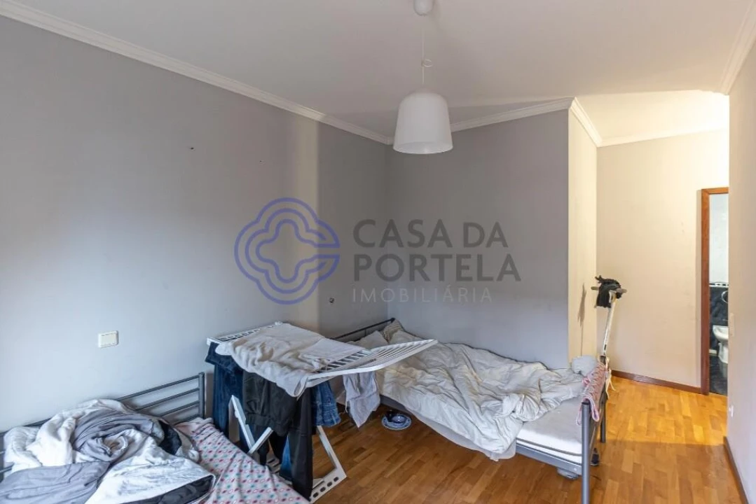 Apartamento T3 para Venda em Vilar de Andorinho Foto 21