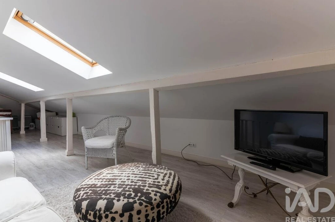 Apartamento T3 para Arrendamento em Misericórdia Foto 22