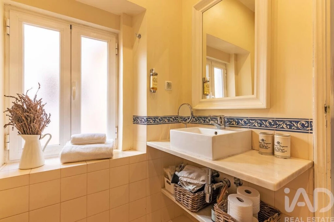 Apartamento T3 para Arrendamento em Misericórdia Foto 23