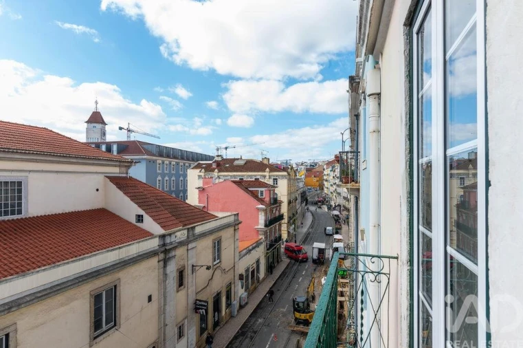 Apartamento T3 para Arrendamento em Misericórdia Foto 27