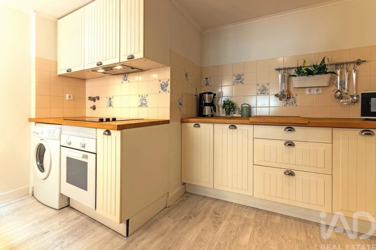 Apartamento T3 para Arrendamento em Misericórdia Foto 7