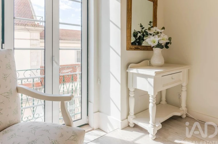 Apartamento T3 para Arrendamento em Misericórdia Foto 13