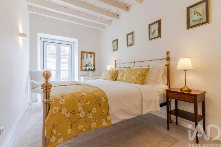 Apartamento T3 para Arrendamento em Misericórdia Foto 9