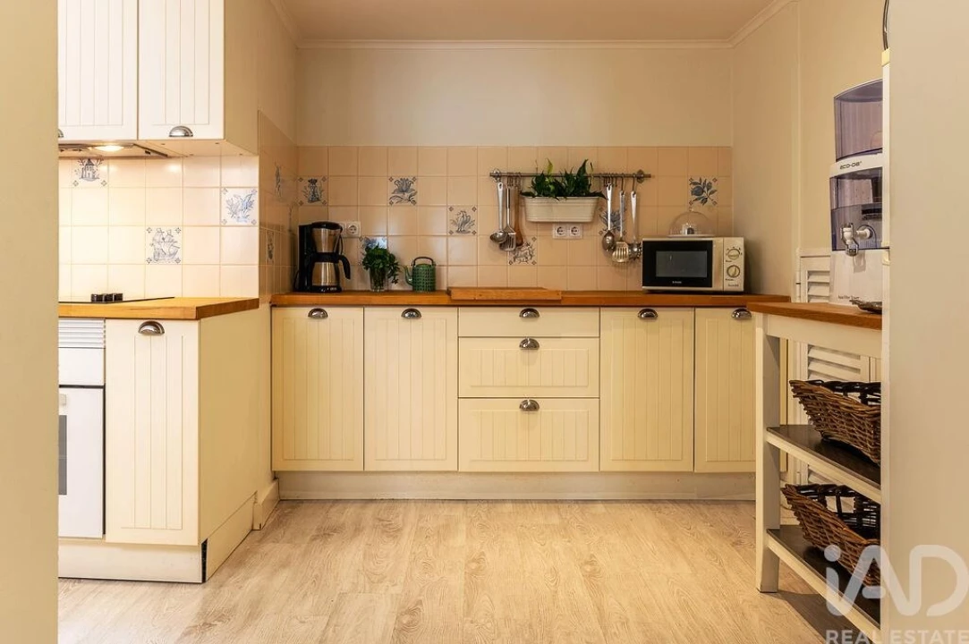 Apartamento T3 para Arrendamento em Misericórdia Foto 6