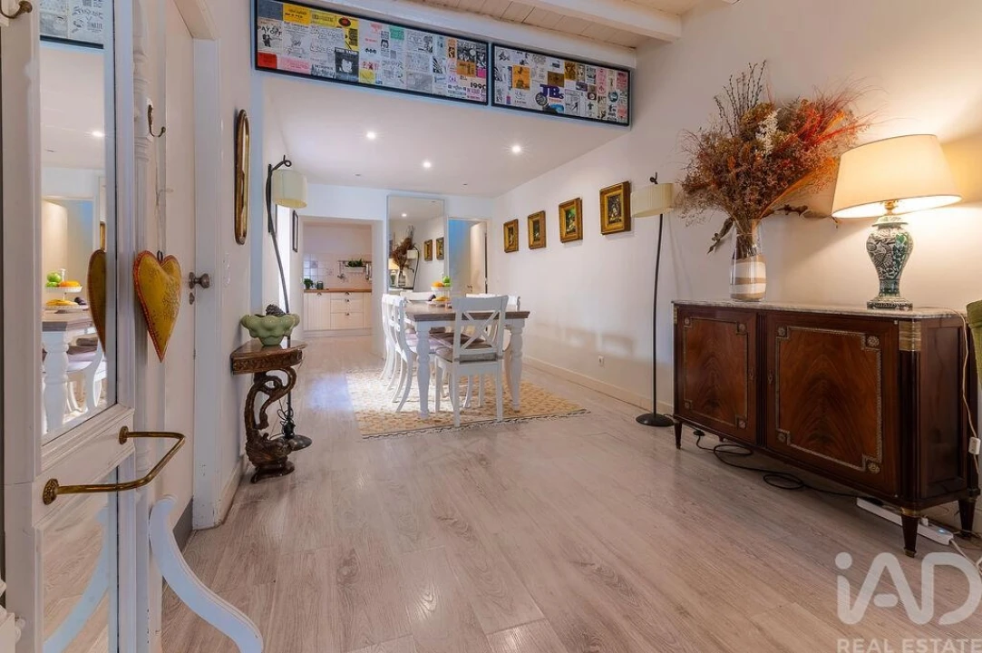 Apartamento T3 para Arrendamento em Misericórdia Foto 3