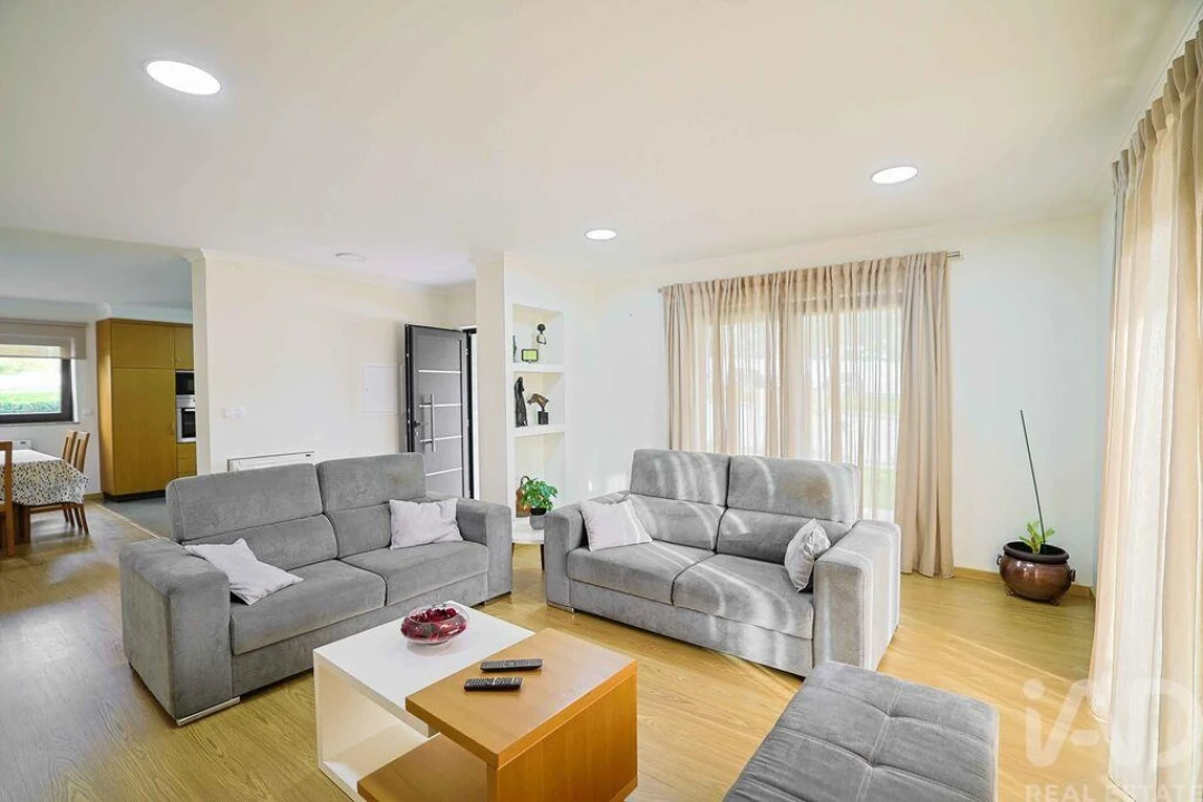 Moradia T3 para Venda em Vila Nova de Cerveira e Lovelhe Foto 5