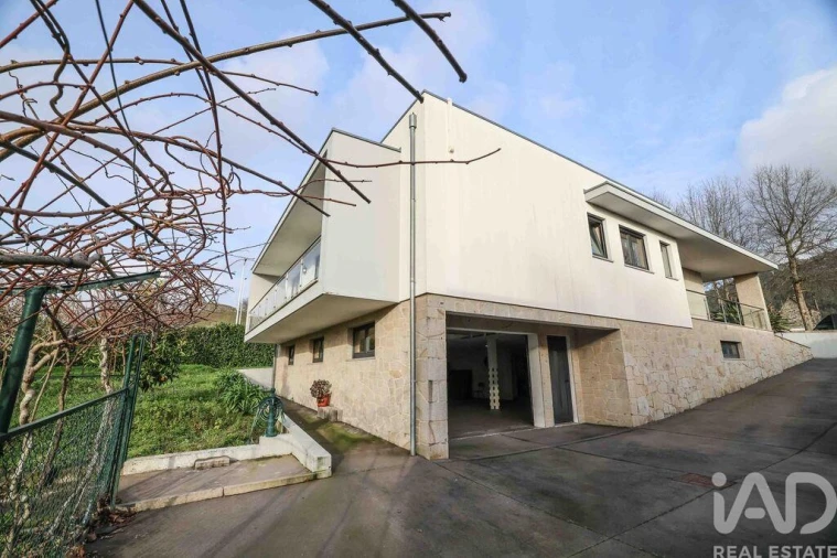 Moradia T3 para Venda em Vila Nova de Cerveira e Lovelhe Foto 33