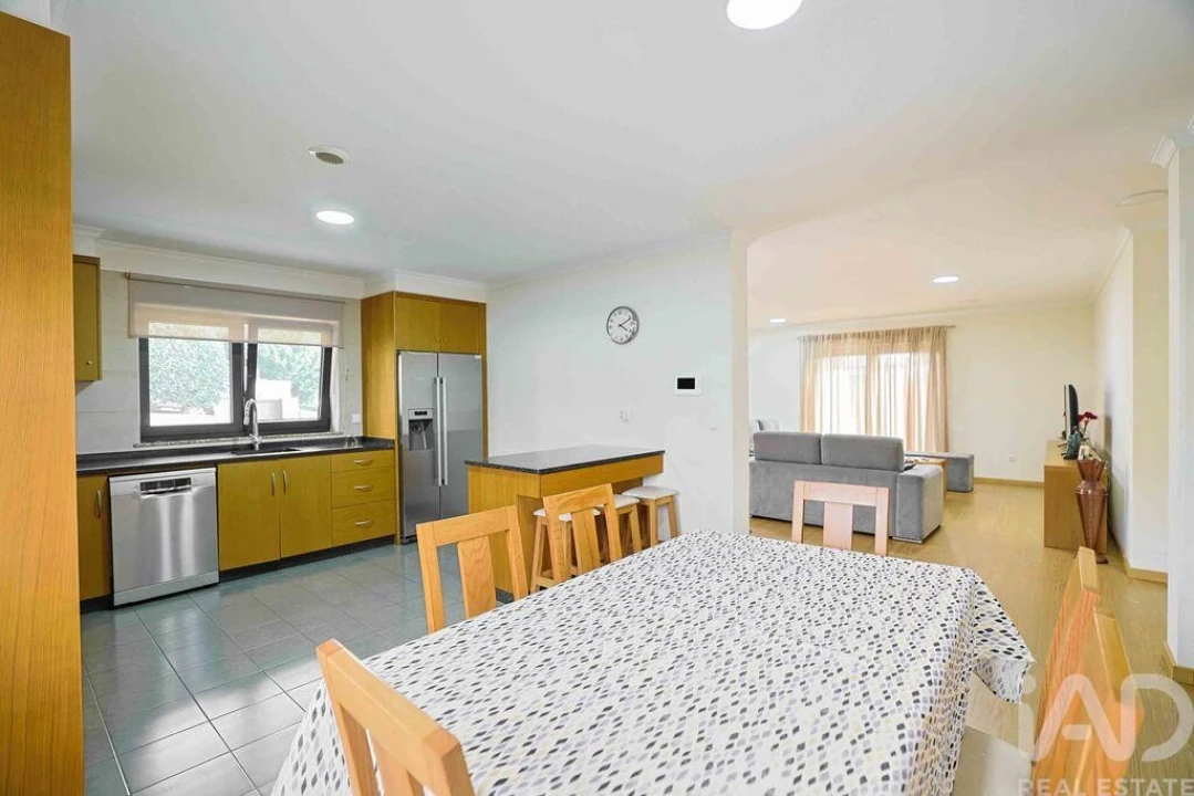 Moradia T3 para Venda em Vila Nova de Cerveira e Lovelhe Foto 12