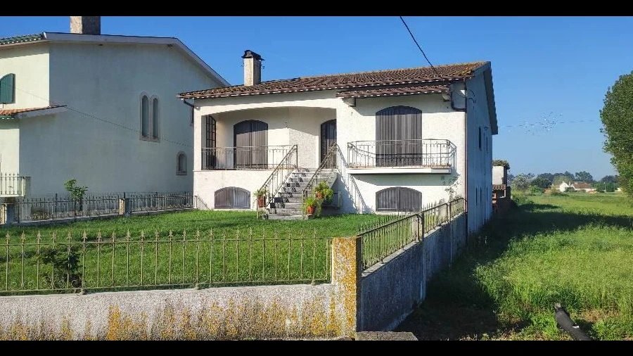 Moradia T5 para Venda em Ponte de Vagos e Santa Catarina