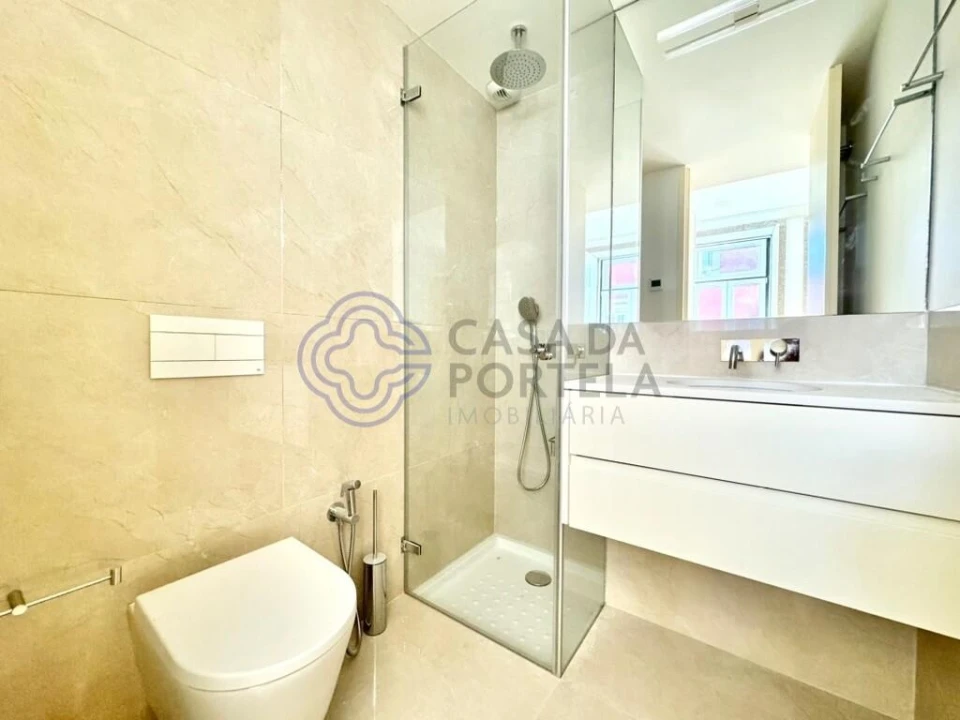 Apartamento T2 para Venda em Cedofeita, Santo Ildefonso, Sé, Miragaia, São Nicolau e Vitória Foto 9