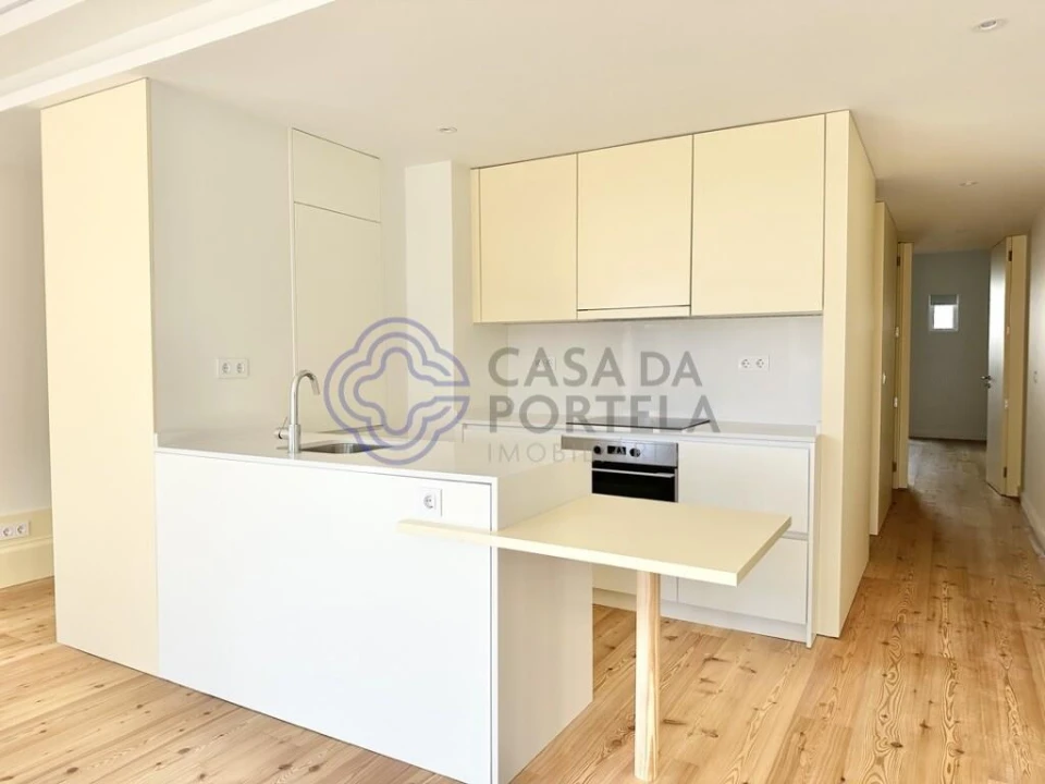Apartamento T2 para Venda em Cedofeita, Santo Ildefonso, Sé, Miragaia, São Nicolau e Vitória Foto 2
