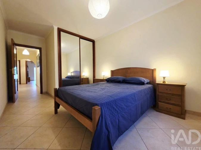 Apartamento T2 para Venda em Olhão Foto 13