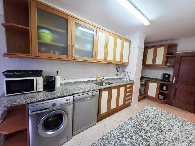 Apartamento T2 para Venda em Olhão Foto 19