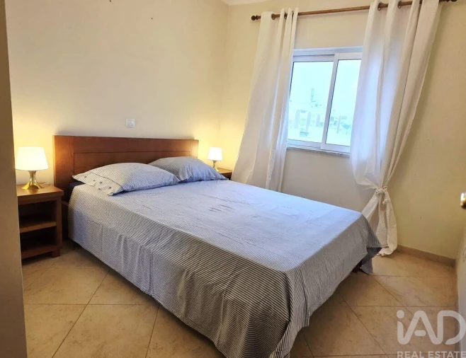Apartamento T2 para Venda em Olhão Foto 9