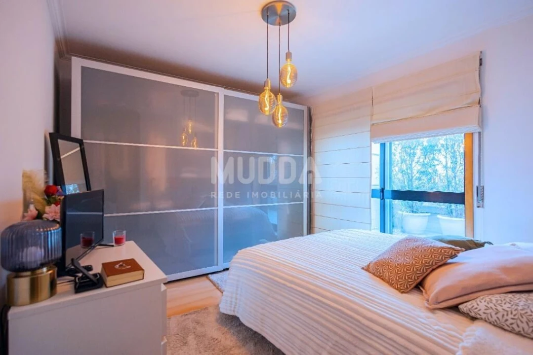 Apartamento T2 para Venda em Arrifana Foto 10