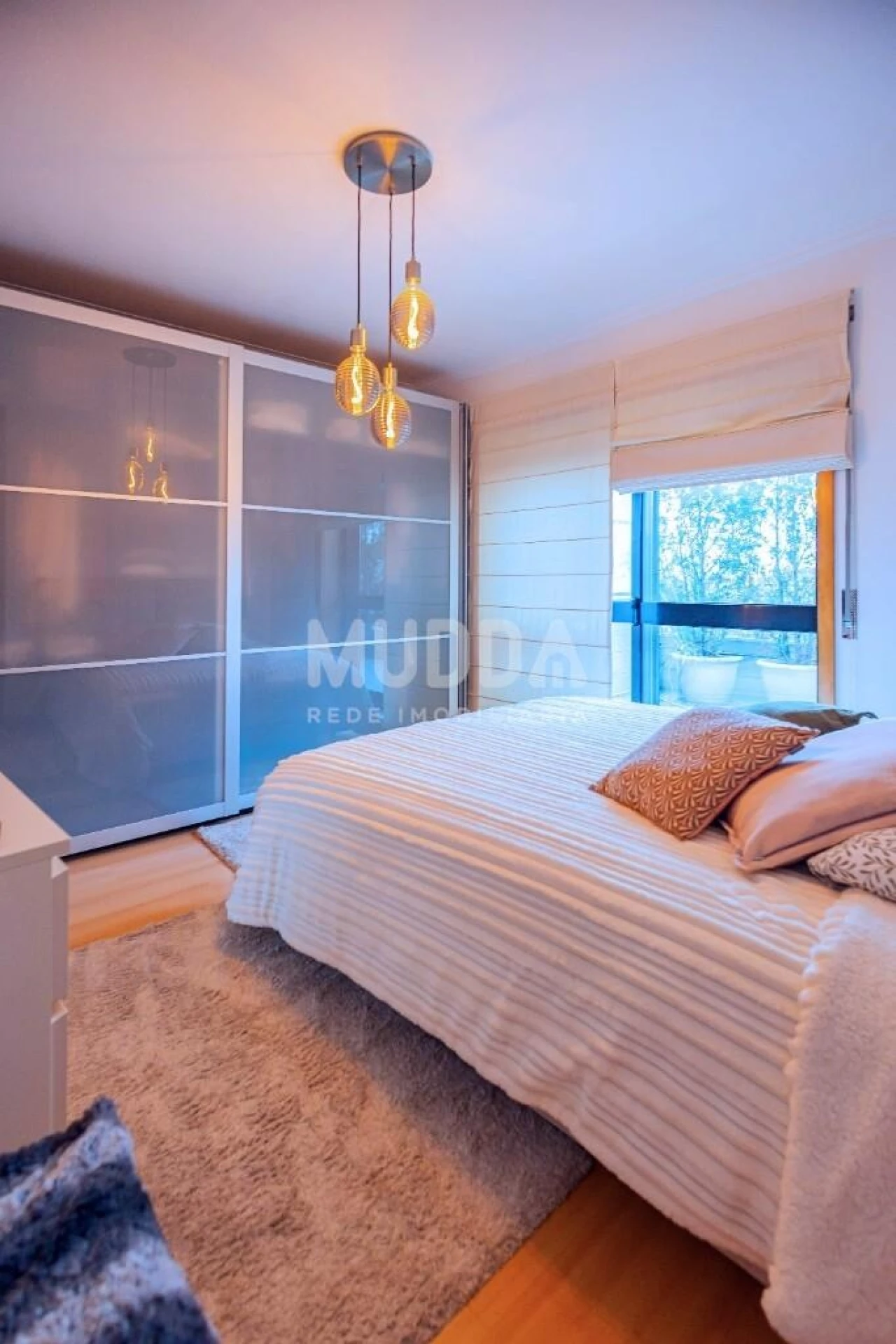 Apartamento T2 para Venda em Arrifana Foto 9