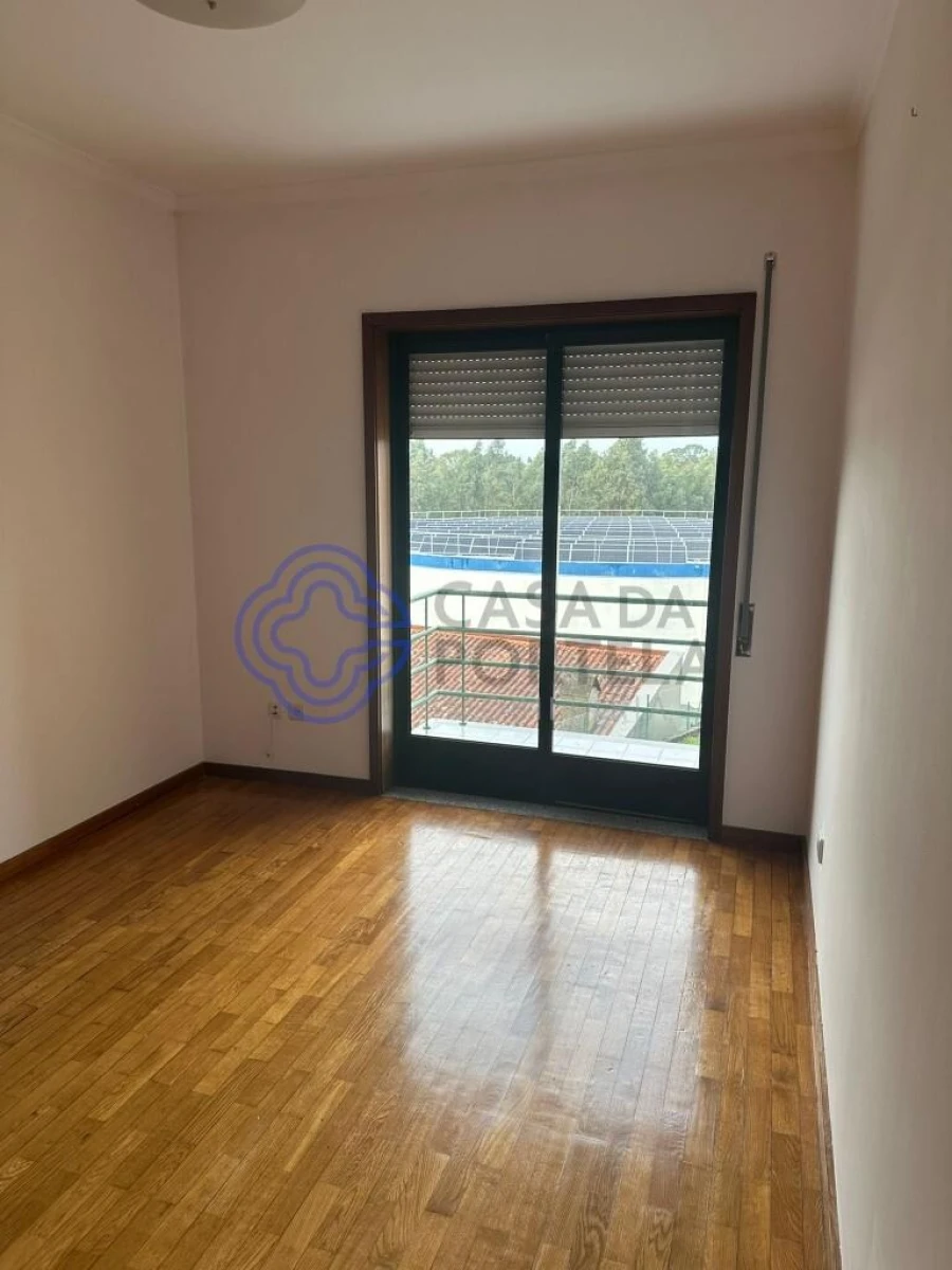 Apartamento T2 para Venda em Sandim, Olival, Lever e Crestuma Foto 11