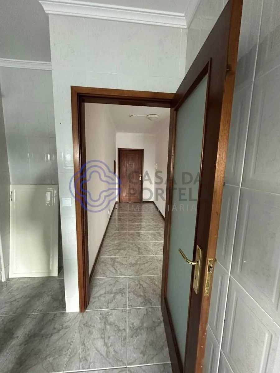 Apartamento T2 para Venda em Sandim, Olival, Lever e Crestuma Foto 3