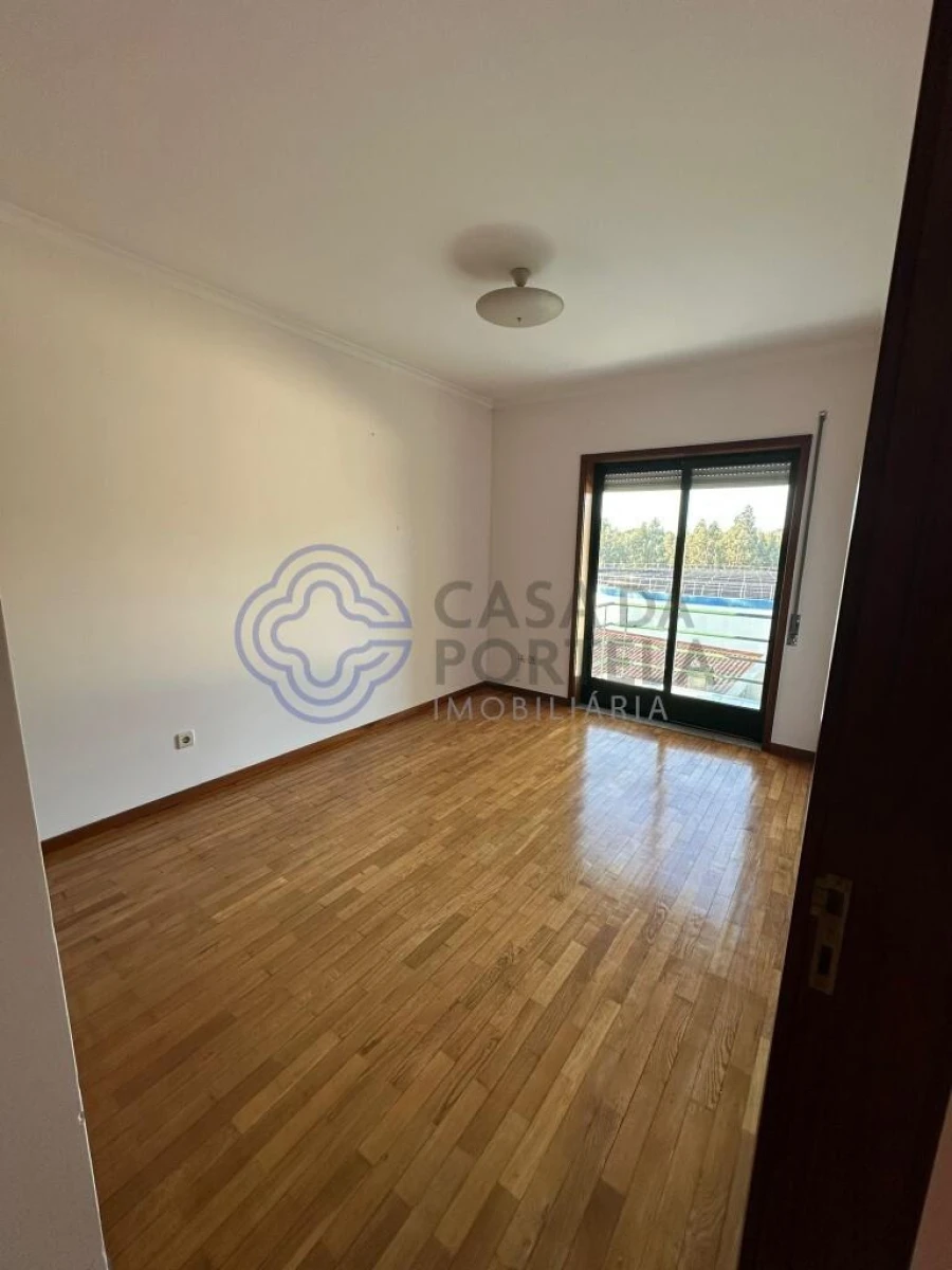 Apartamento T2 para Venda em Sandim, Olival, Lever e Crestuma Foto 13