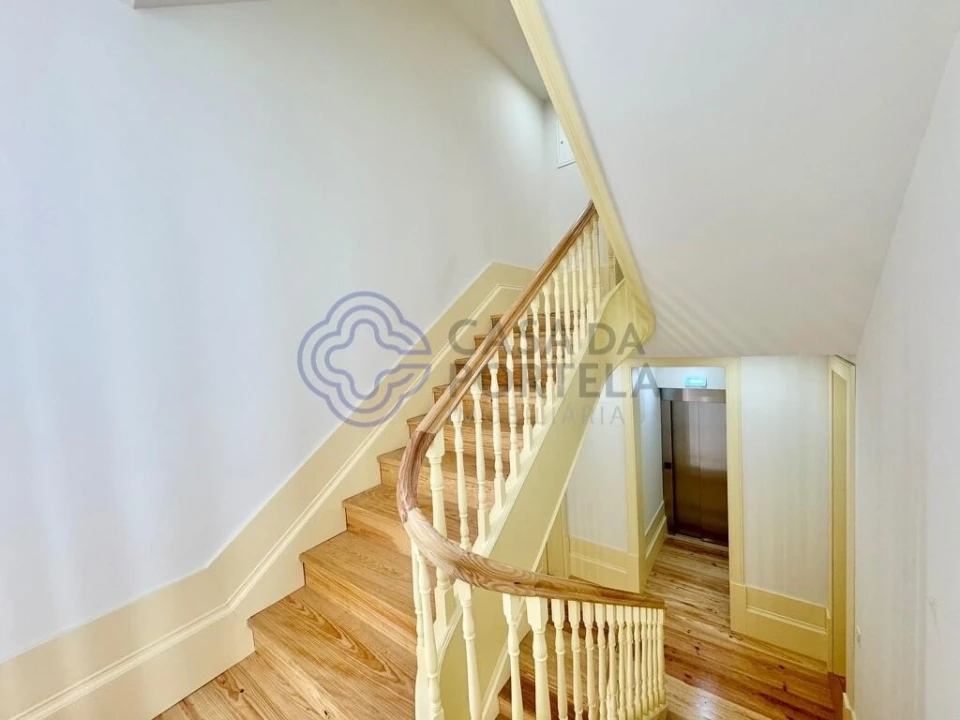 Apartamento T2 para Venda em Cedofeita, Santo Ildefonso, Sé, Miragaia, São Nicolau e Vitória Foto 9