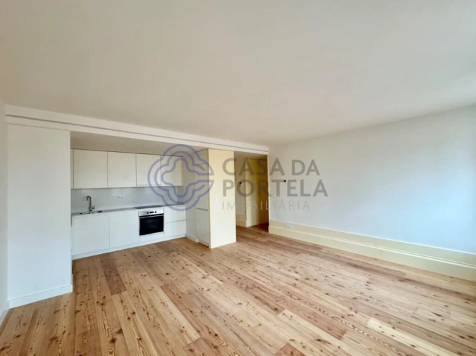 Apartamento T2 para Venda em Cedofeita, Santo Ildefonso, Sé, Miragaia, São Nicolau e Vitória Foto 2
