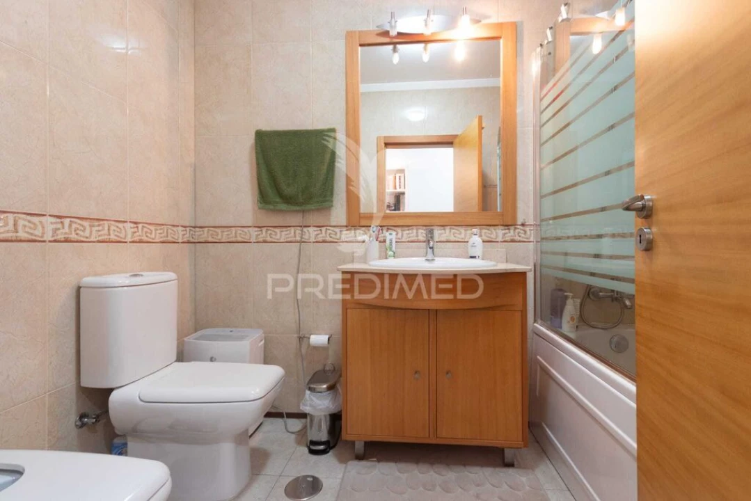 Apartamento T2 para Venda em Vila Cova da Lixa e Borba de Godim Foto 13