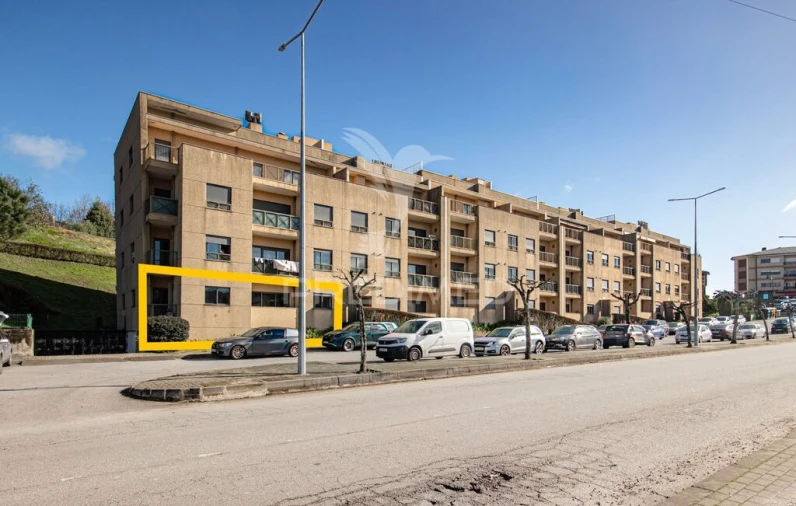 Apartamento T2 para Venda em Vila Cova da Lixa e Borba de Godim