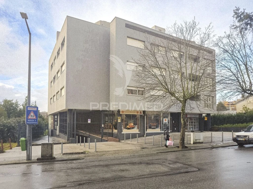 Apartamento T3 para Venda em Macieira da Lixa e Caramos Foto 1