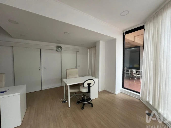 Loja para Arrendamento em Bonfim Foto 8