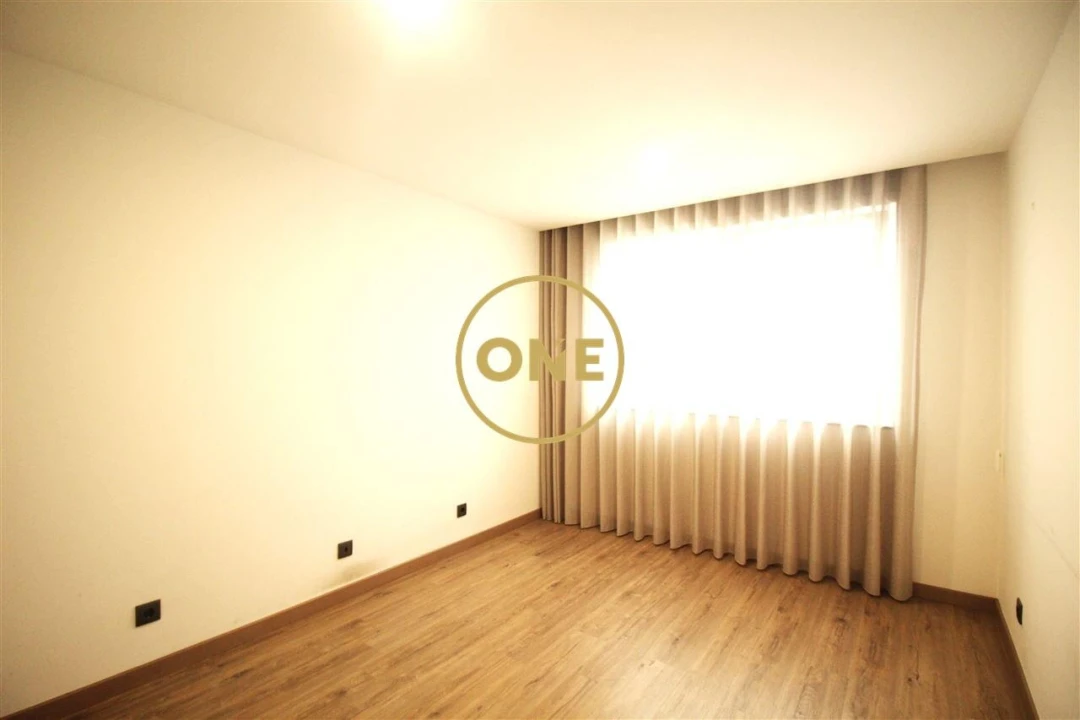 Apartamento T2 para Venda em São Vitor (Braga) Foto 7