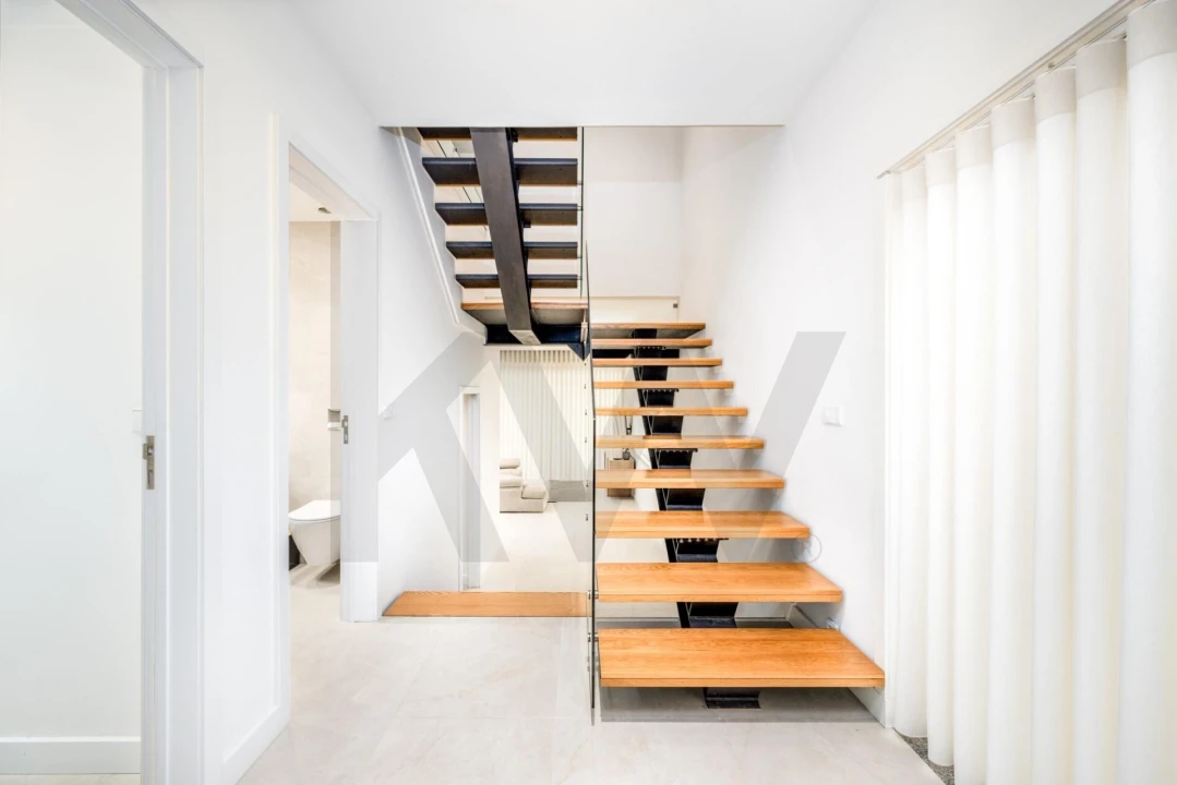 Moradia T4 para Venda em Canelas Foto 6