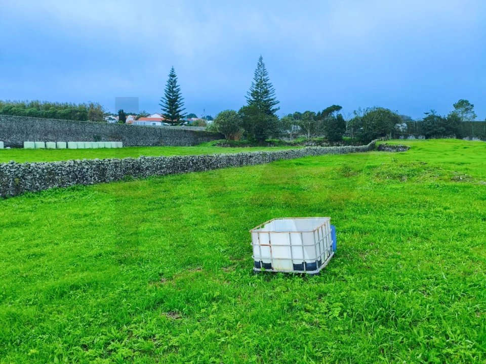 Terreno para Venda em São Vicente Ferreira Foto 1