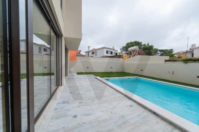 Moradia T4 para Venda em Cascais e Estoril