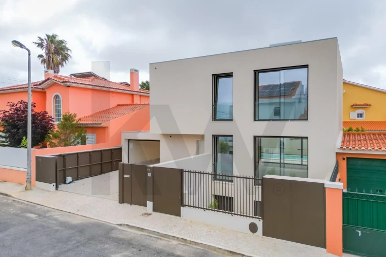 Moradia T4 para Venda em Cascais e Estoril Foto 50