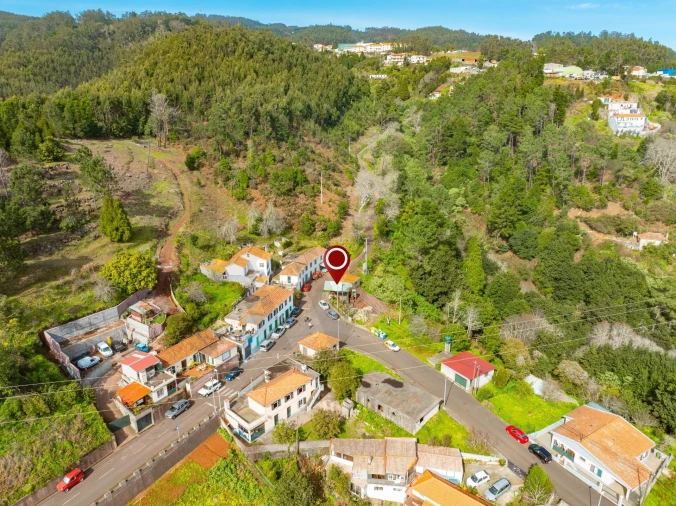 Terreno para Venda em Caniço Foto 8