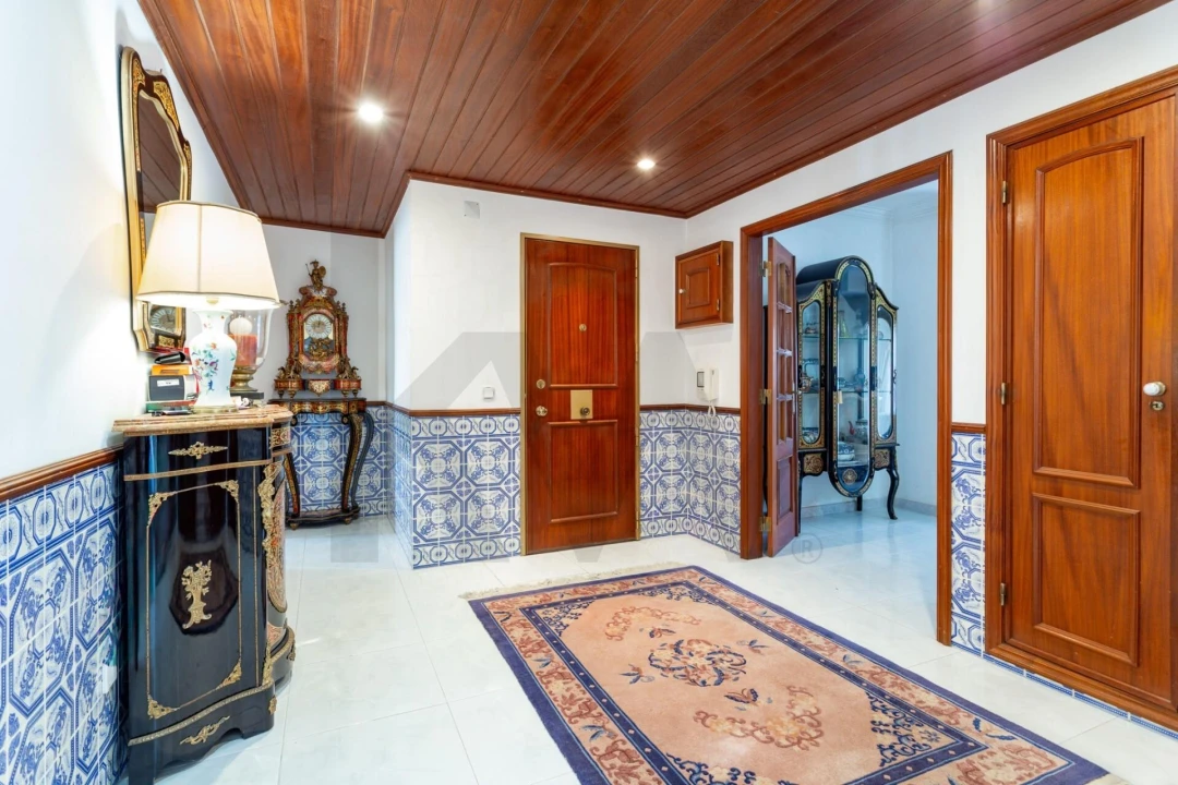 Apartamento T2 para Venda em Massamá e Monte Abraão Foto 17